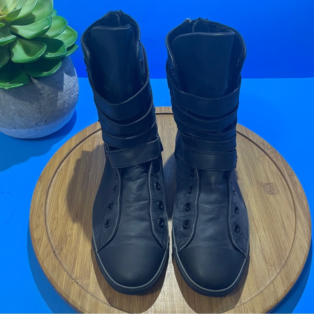 Converse All Star Black High Top Leather Sneaker Women’s 7 Skater Buckle Boot - Picture 5 of 8